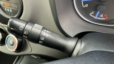 Toyota Yaris 1.5 VVT-i Icon Tech 5dr Petrol Hatchback